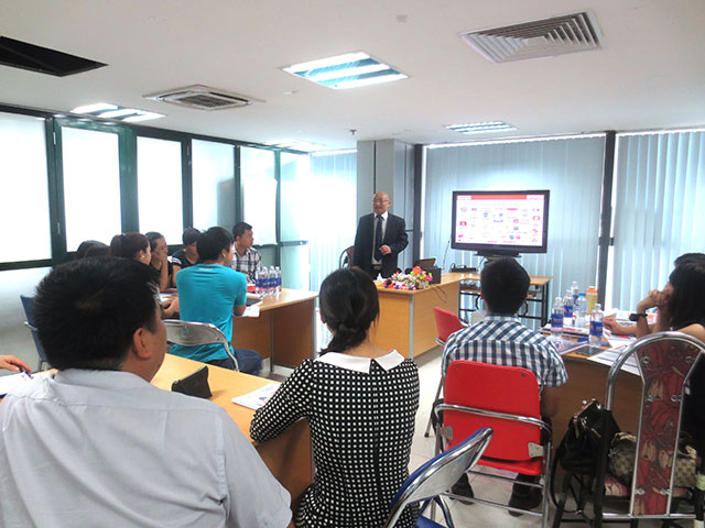 Tư duy phục vụ khách hàng chuyên nghiệp - Jetstar Pacific (16.07.2015)